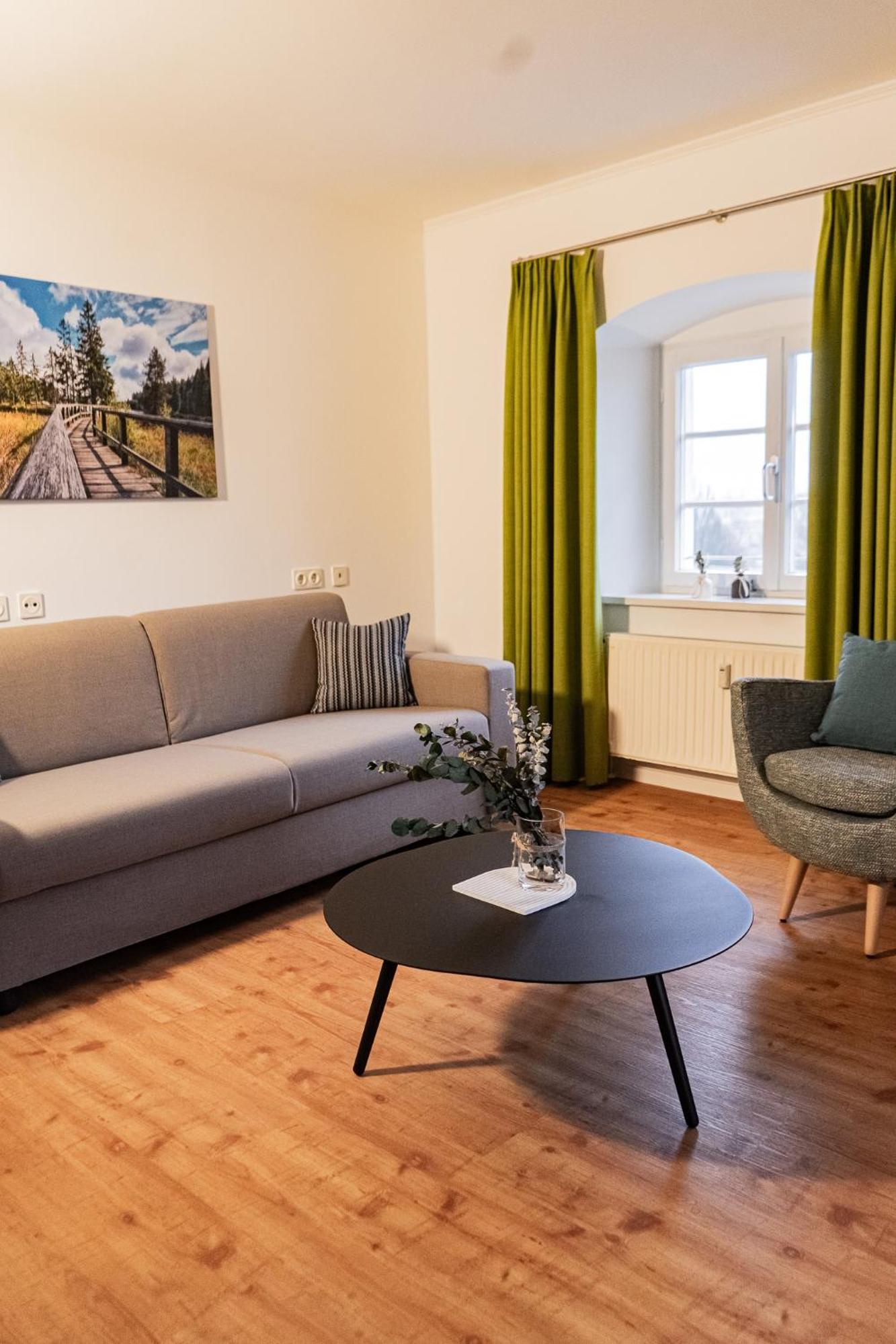 Holly Gmbh Ferienwohnungen Bad Alexandersbad Extérieur photo