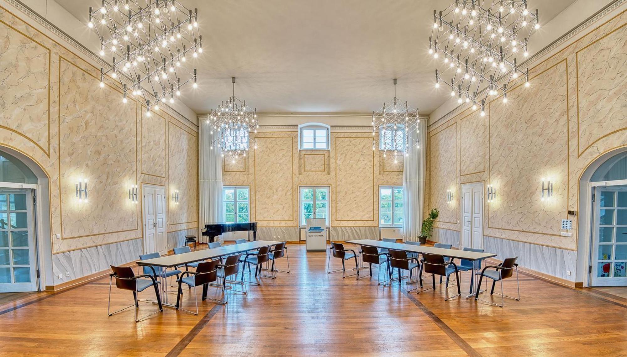Holly Gmbh Ferienwohnungen Bad Alexandersbad Extérieur photo